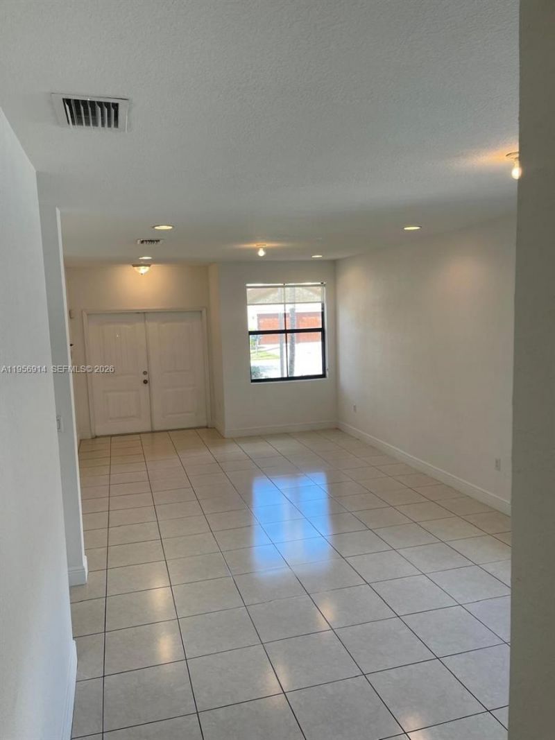 9952 NW 10th St, Unit 9952, Miami, FL 33172 Photo