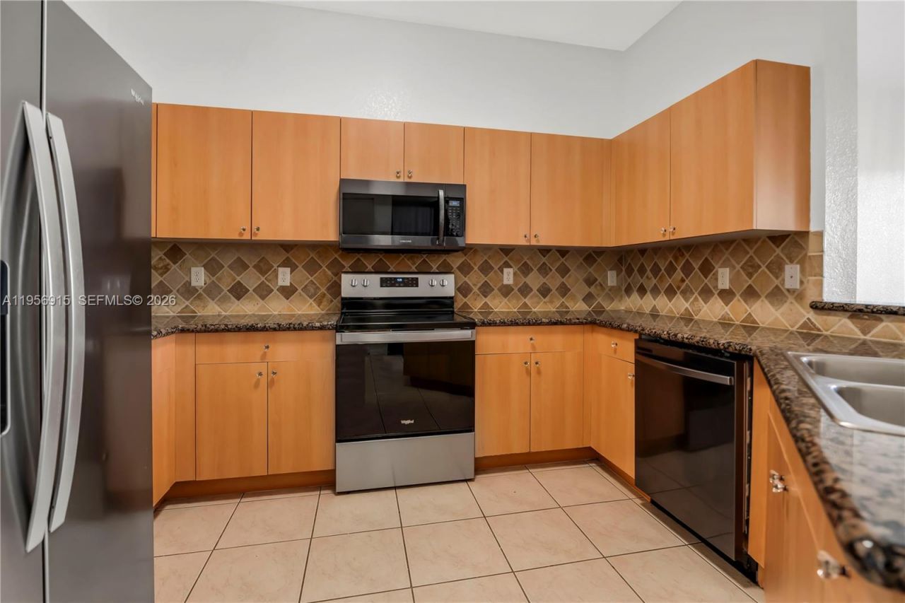 12409 SW 42nd St, Miramar, FL 33027 Photo