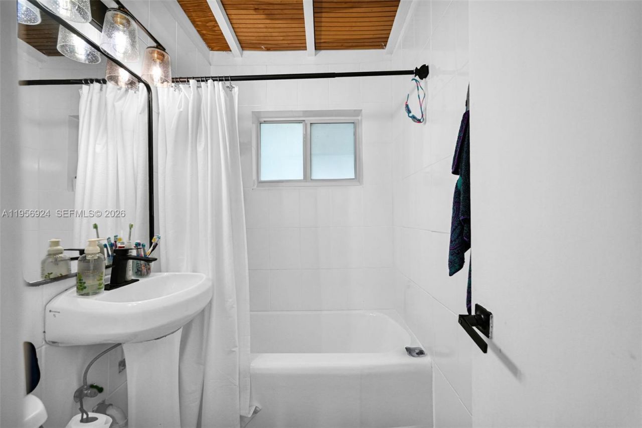 3473 Riverland Rd, Fort Lauderdale, FL 33312 Photo