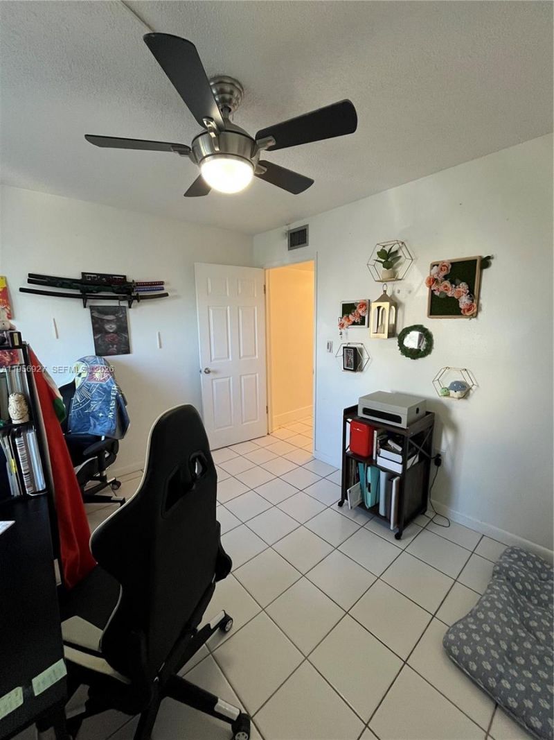 10211 Fontainebleau Blvd, Unit 102, Miami, FL 33172 Photo