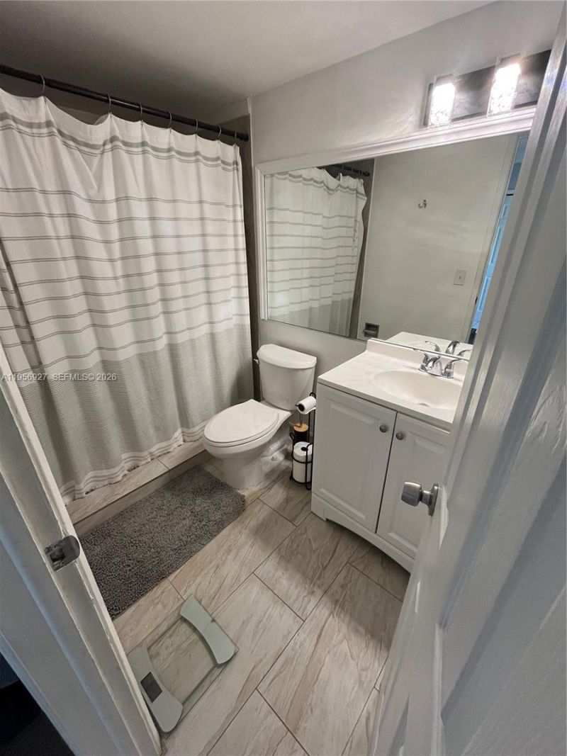 10211 Fontainebleau Blvd, Unit 102, Miami, FL 33172 Photo