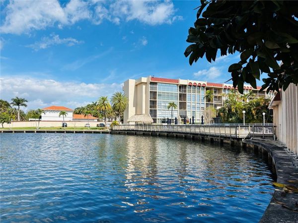 2001 Atlantic Shores Blvd, Unit 409, Hallandale Beach, FL 33009