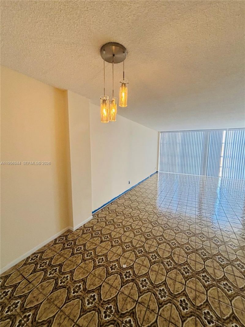 2001 Atlantic Shores Blvd, Unit 409, Hallandale Beach, FL 33009 Photo