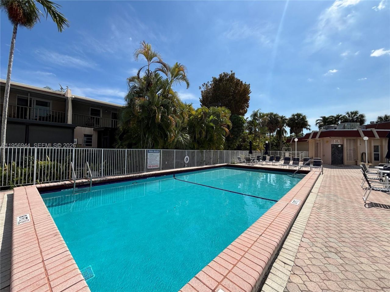 2001 Atlantic Shores Blvd, Unit 409, Hallandale Beach, FL 33009 Photo