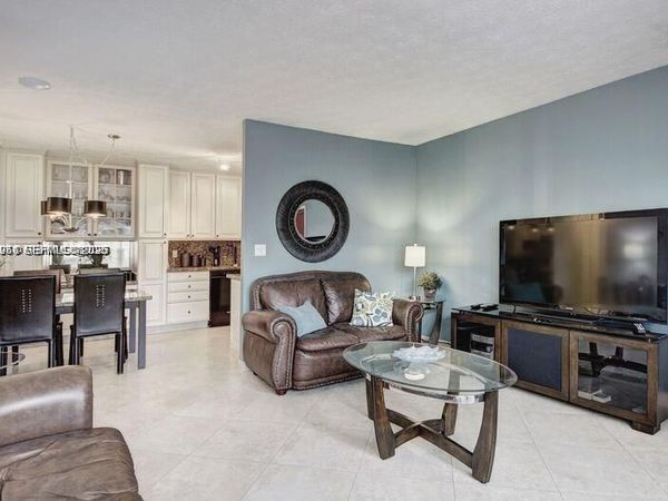 221 SE 9th Ave , Unit 112, Pompano Beach, FL 33060