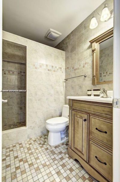 221 SE 9th Ave , Unit 112, Pompano Beach, FL 33060 Photo