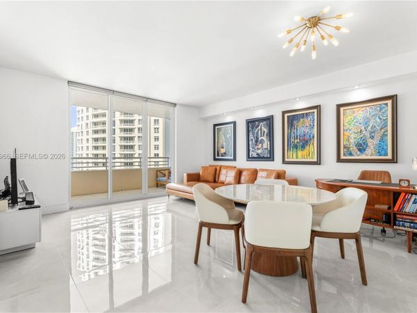 808 Brickell Key Dr, Unit 3007, Miami, FL 33131