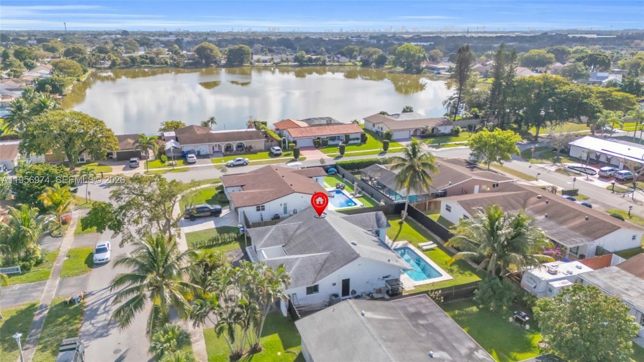 8810 NW 7th St, Pembroke Pines, FL 33024 Photo