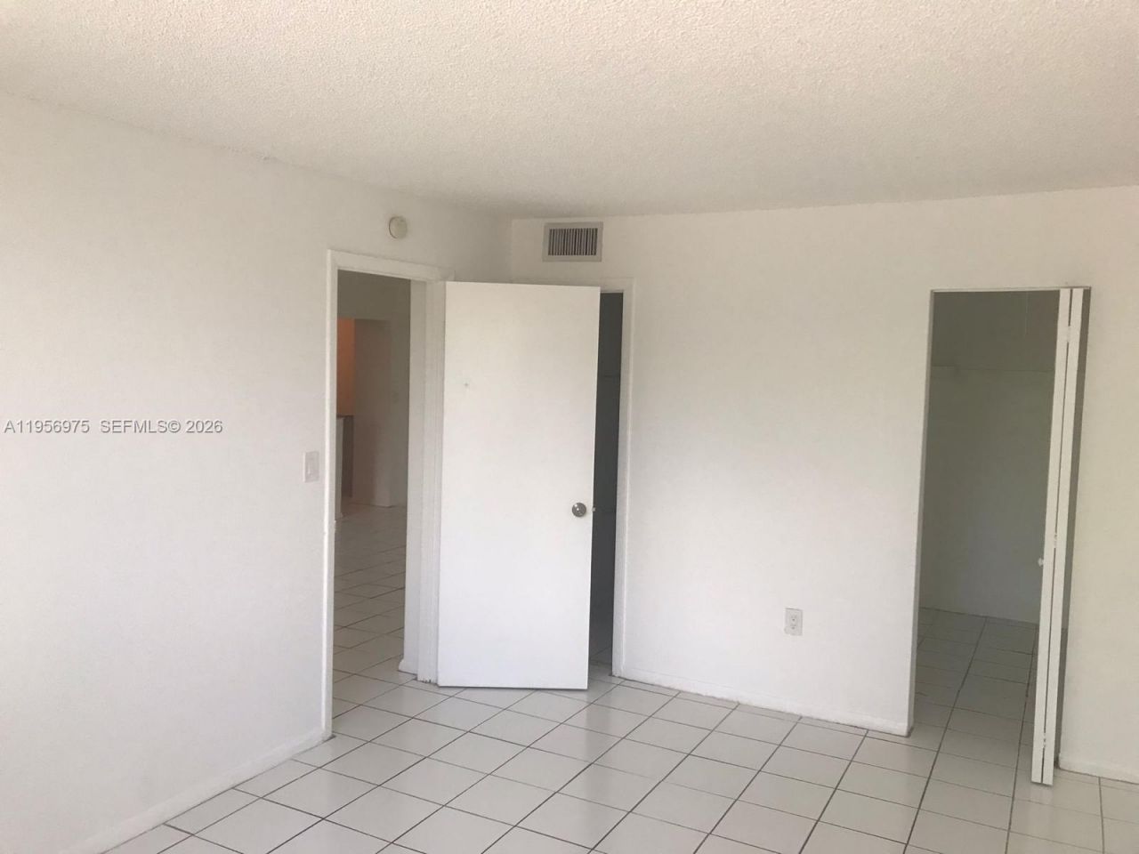 1251 NE 108th St, Unit 102, Miami, FL 33161 Photo