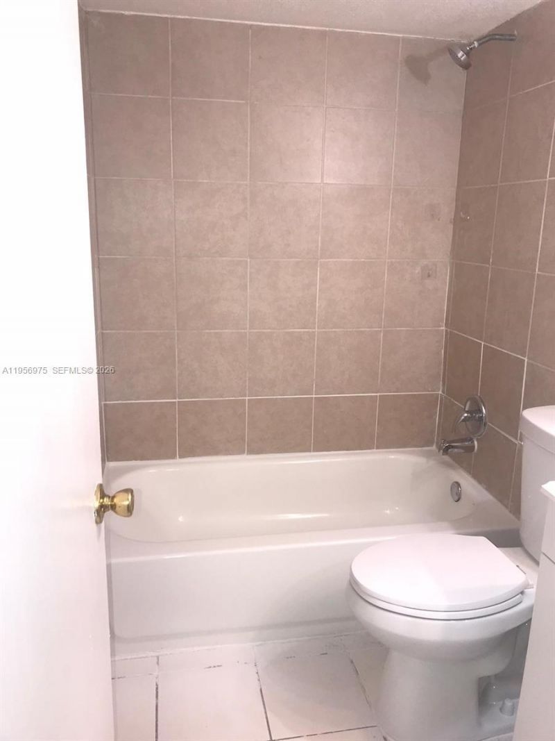 1251 NE 108th St, Unit 102, Miami, FL 33161 Photo