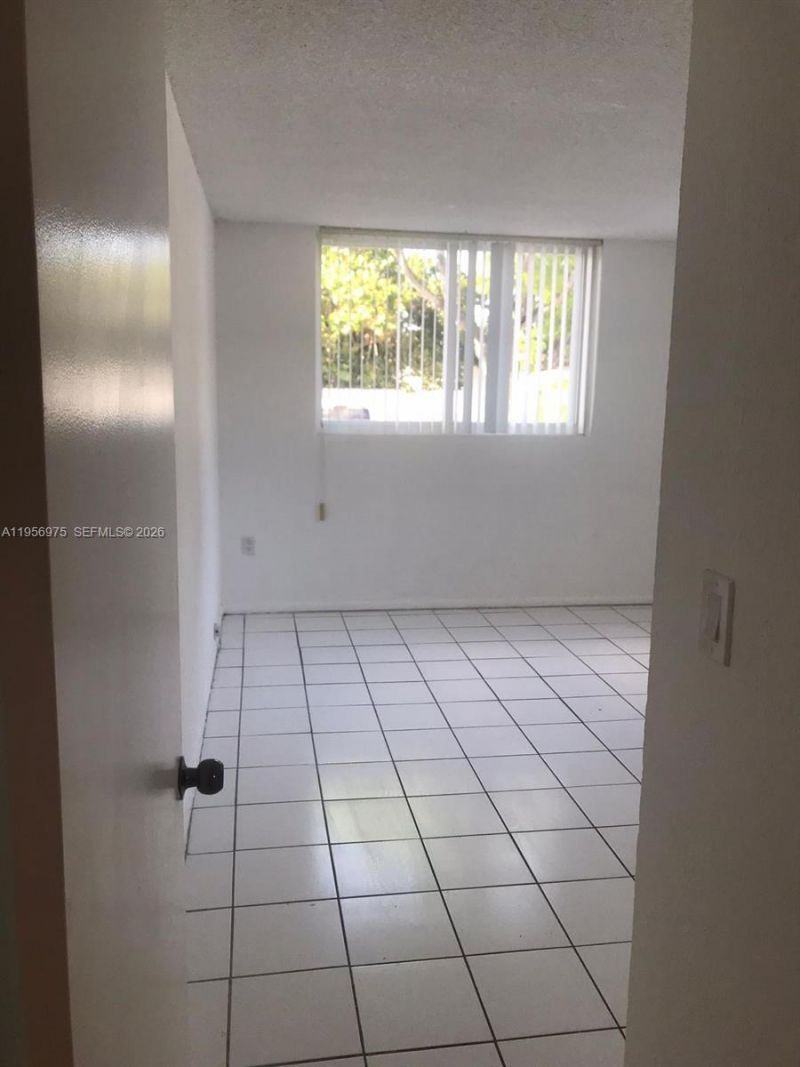 1251 NE 108th St, Unit 102, Miami, FL 33161 Photo