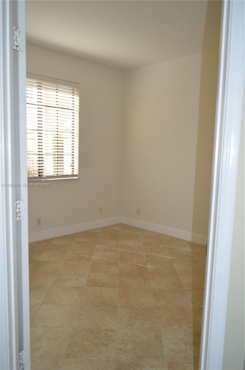 1591 Passion Vine Cir, Unit 10-2, Weston, FL 33326 Photo