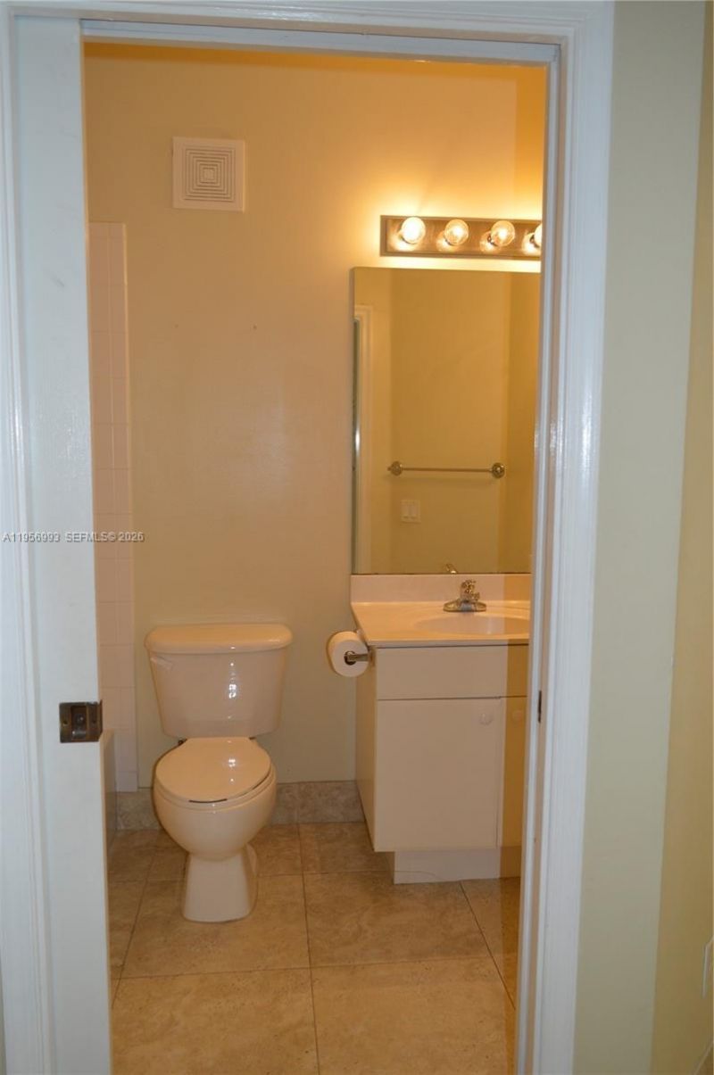 1591 Passion Vine Cir, Unit 10-2, Weston, FL 33326 Photo