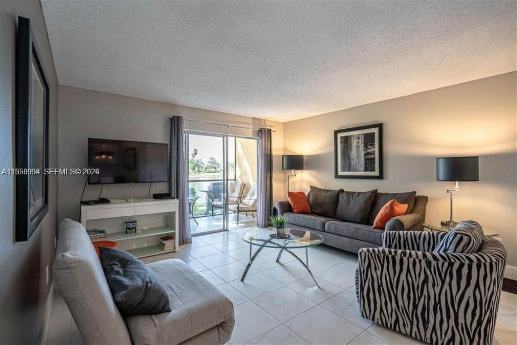 1245 SW 46th Ave, Unit 1211, Pompano Beach, FL 33069 Photo