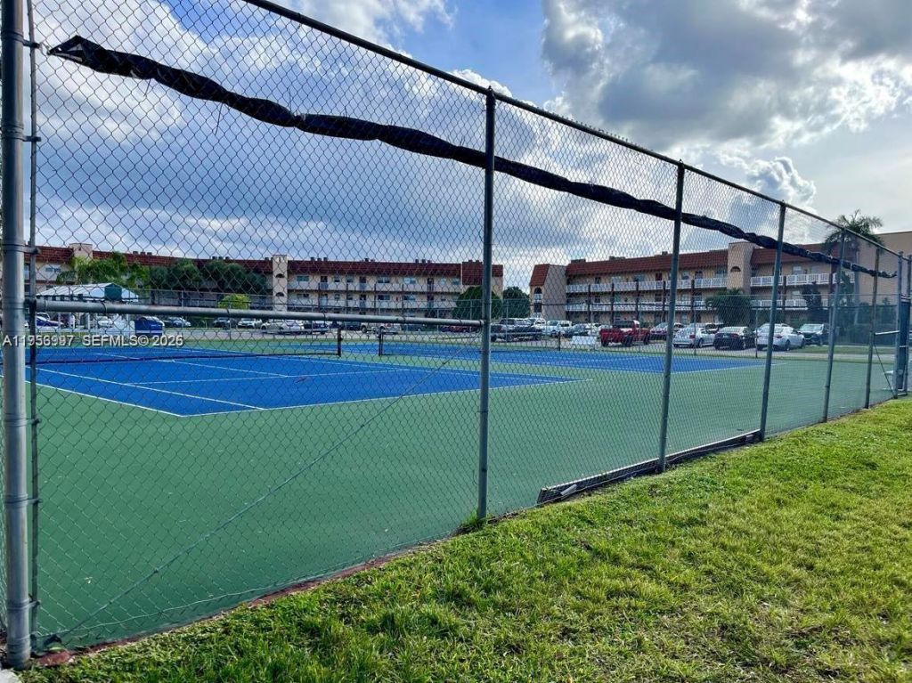 8861 Sunrise Lakes Blvd, Unit 205, Sunrise, FL 33322 Photo