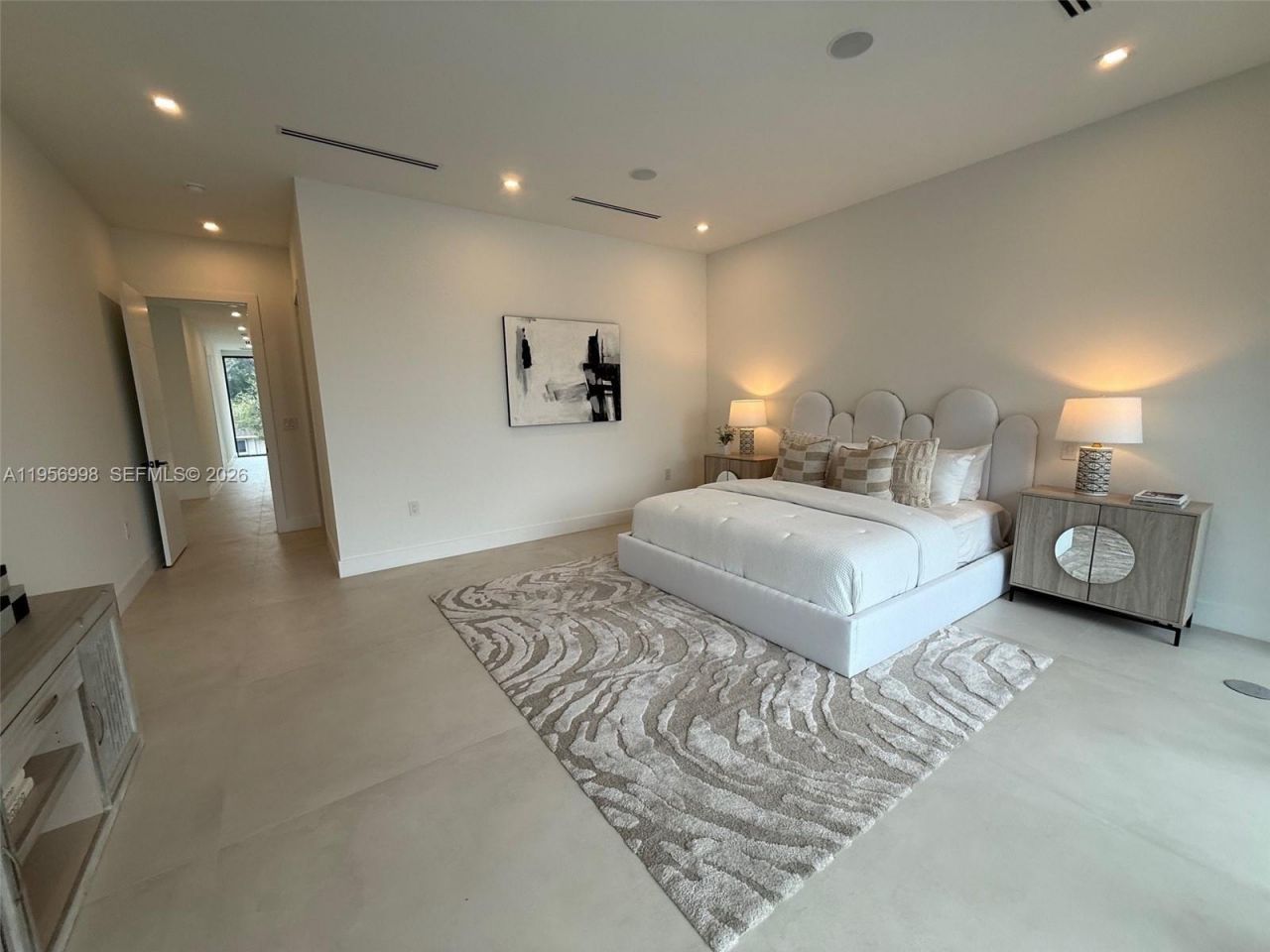 3200 Thomas Ave, Miami, FL 33133 Photo