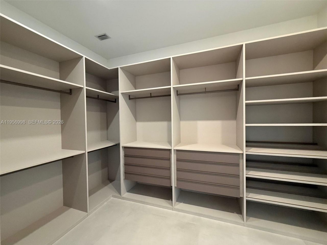 3200 Thomas Ave, Miami, FL 33133 Photo