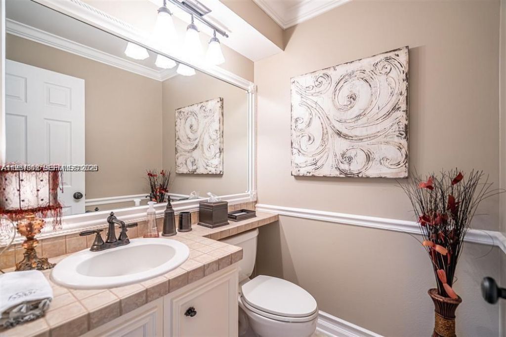 221 Waterside Dr , Unit 221, Hypoluxo, FL 33462 Photo