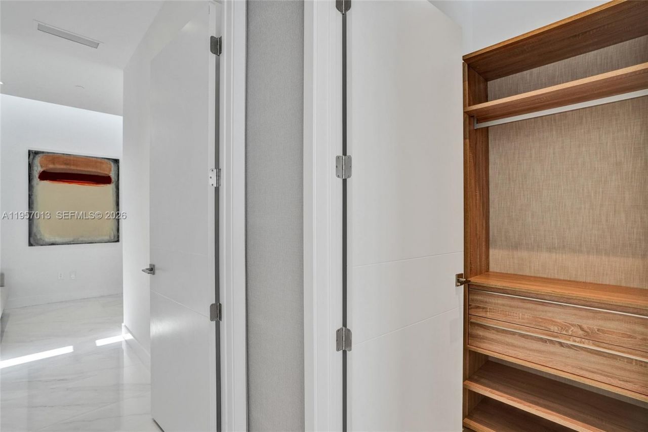 3750 Yacht Club Dr , Unit TH1, Aventura, FL 33180 Photo