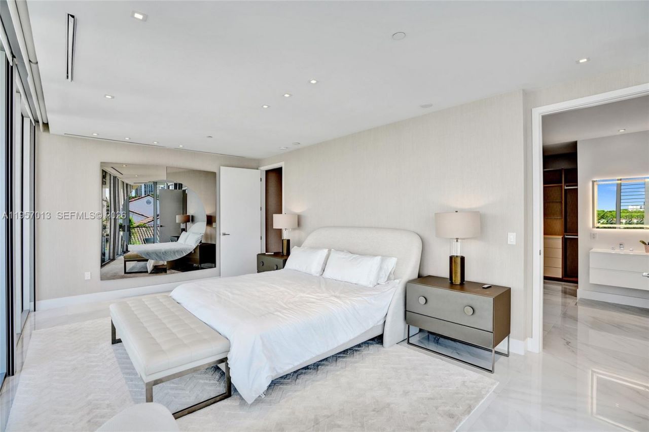 3750 Yacht Club Dr , Unit TH1, Aventura, FL 33180 Photo