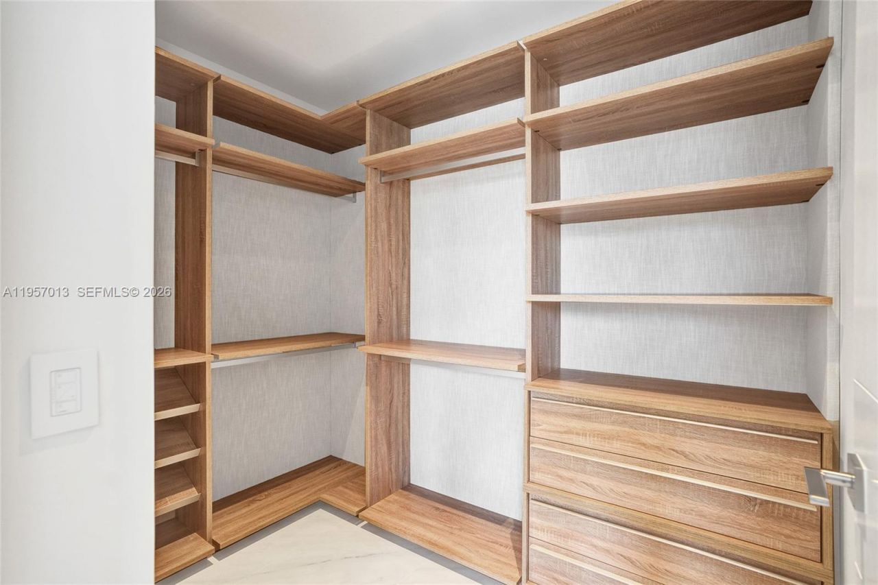 3750 Yacht Club Dr , Unit TH1, Aventura, FL 33180 Photo