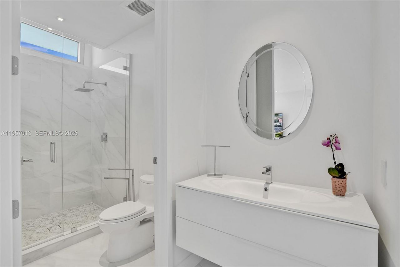 3750 Yacht Club Dr , Unit TH1, Aventura, FL 33180 Photo