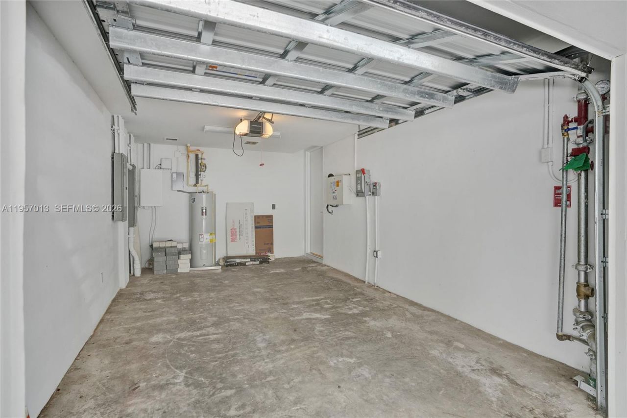 3750 Yacht Club Dr , Unit TH1, Aventura, FL 33180 Photo