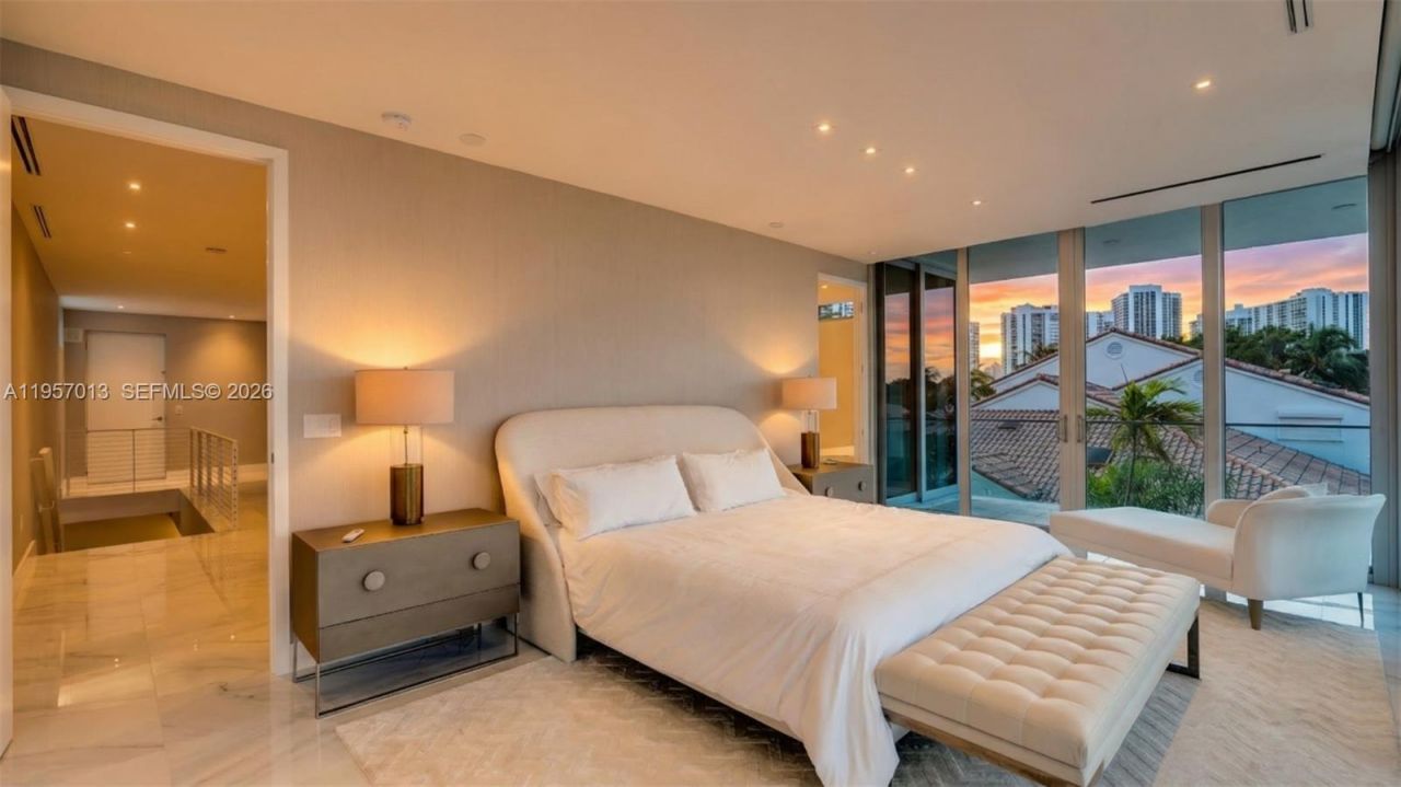 3750 Yacht Club Dr , Unit TH1, Aventura, FL 33180 Photo