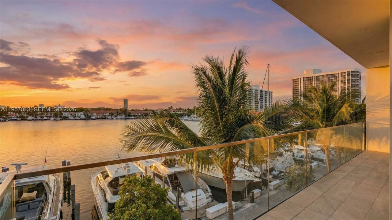 3750 Yacht Club Dr , Unit TH1, Aventura, FL 33180 Photo