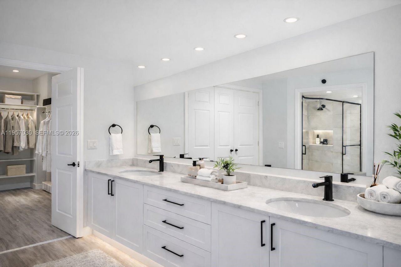 3400 NE 192nd St , Unit 1608, Aventura, FL 33180 Photo