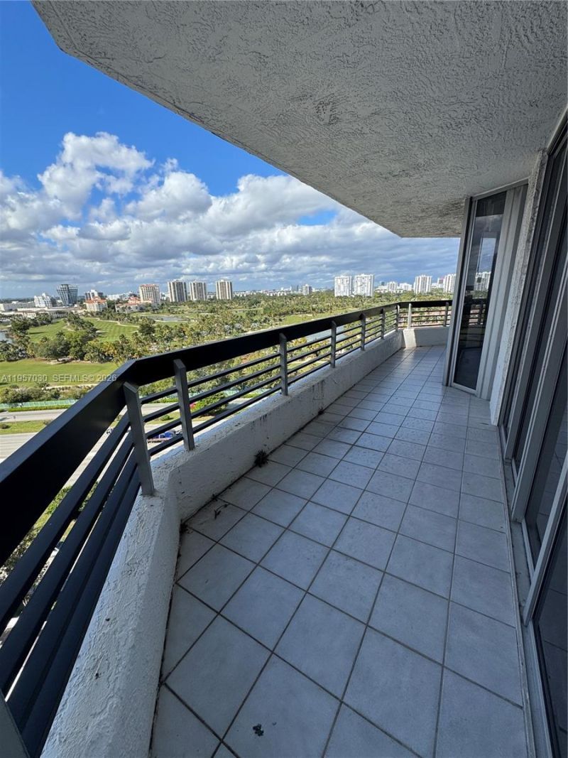 3400 NE 192nd St , Unit 1608, Aventura, FL 33180 Photo