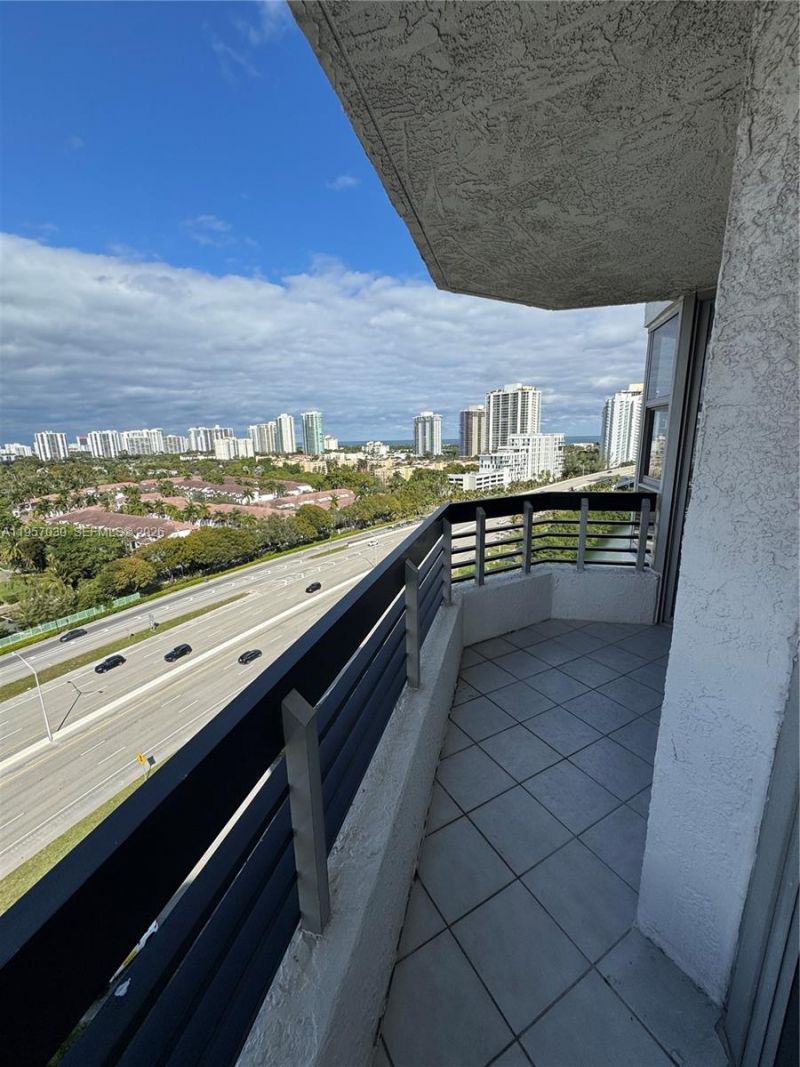 3400 NE 192nd St , Unit 1608, Aventura, FL 33180 Photo