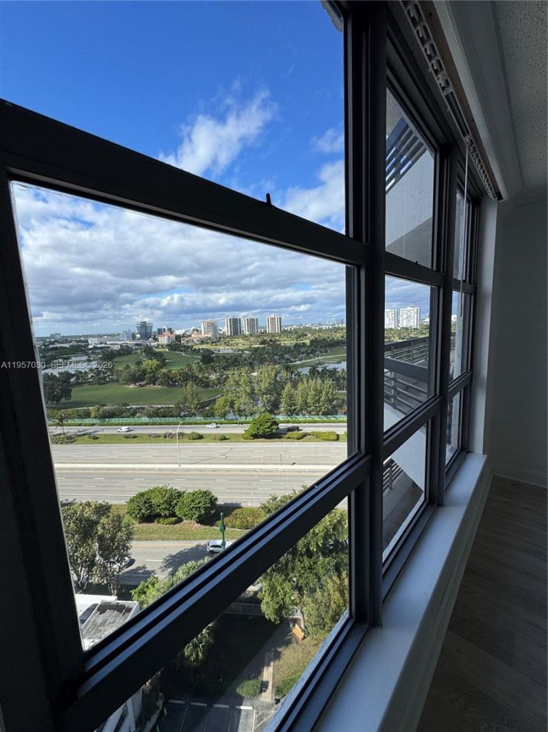 3400 NE 192nd St , Unit 1608, Aventura, FL 33180 Photo