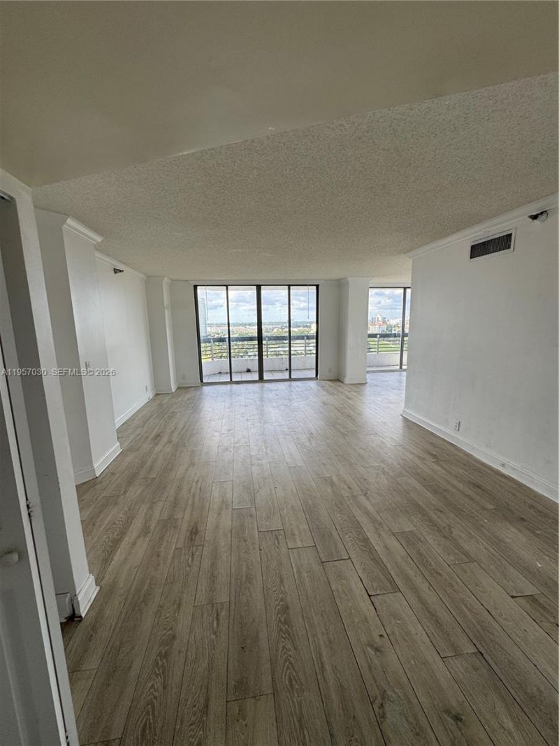 3400 NE 192nd St , Unit 1608, Aventura, FL 33180 Photo