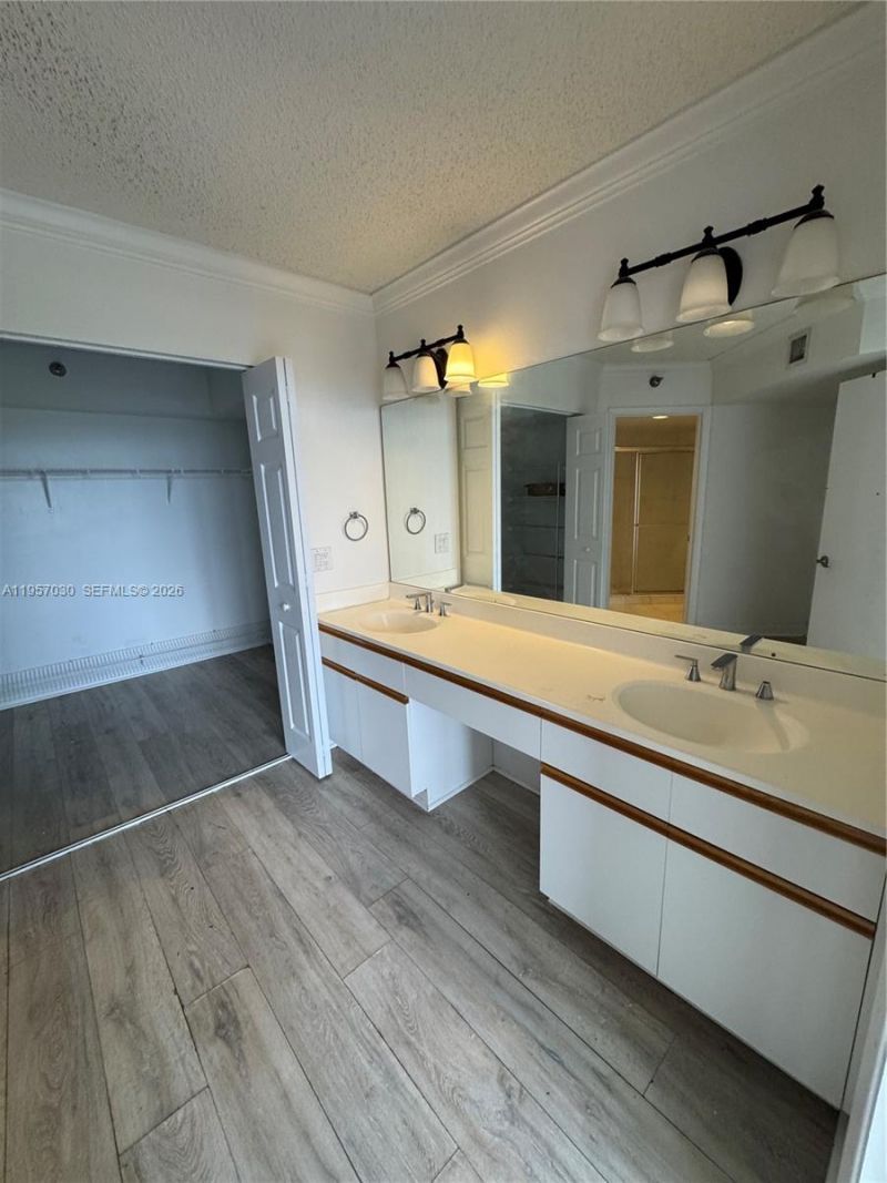 3400 NE 192nd St , Unit 1608, Aventura, FL 33180 Photo