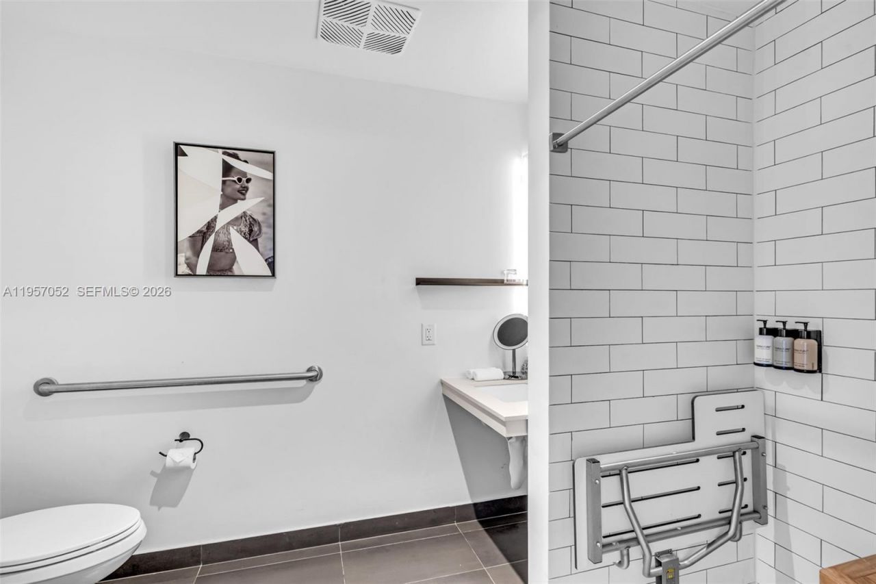 Please Call For Address, Unit 4115, Miami, FL 33132 Photo