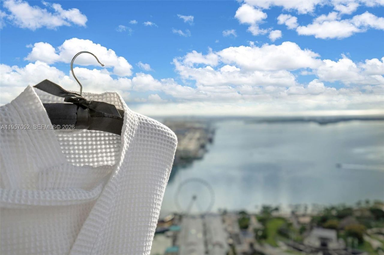 Please Call For Address, Unit 4115, Miami, FL 33132 Photo