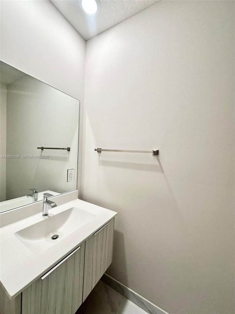 10420 NW 67th St, Unit 10420, Doral, FL 33178 Photo