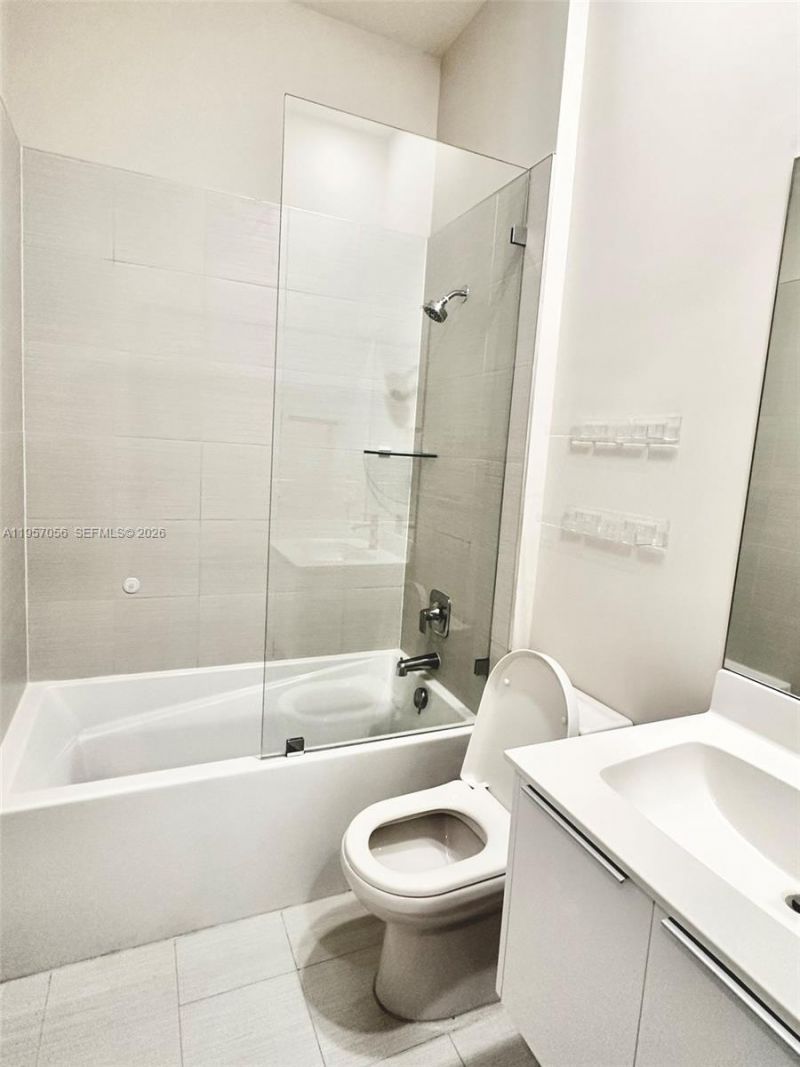 10420 NW 67th St, Unit 10420, Doral, FL 33178 Photo