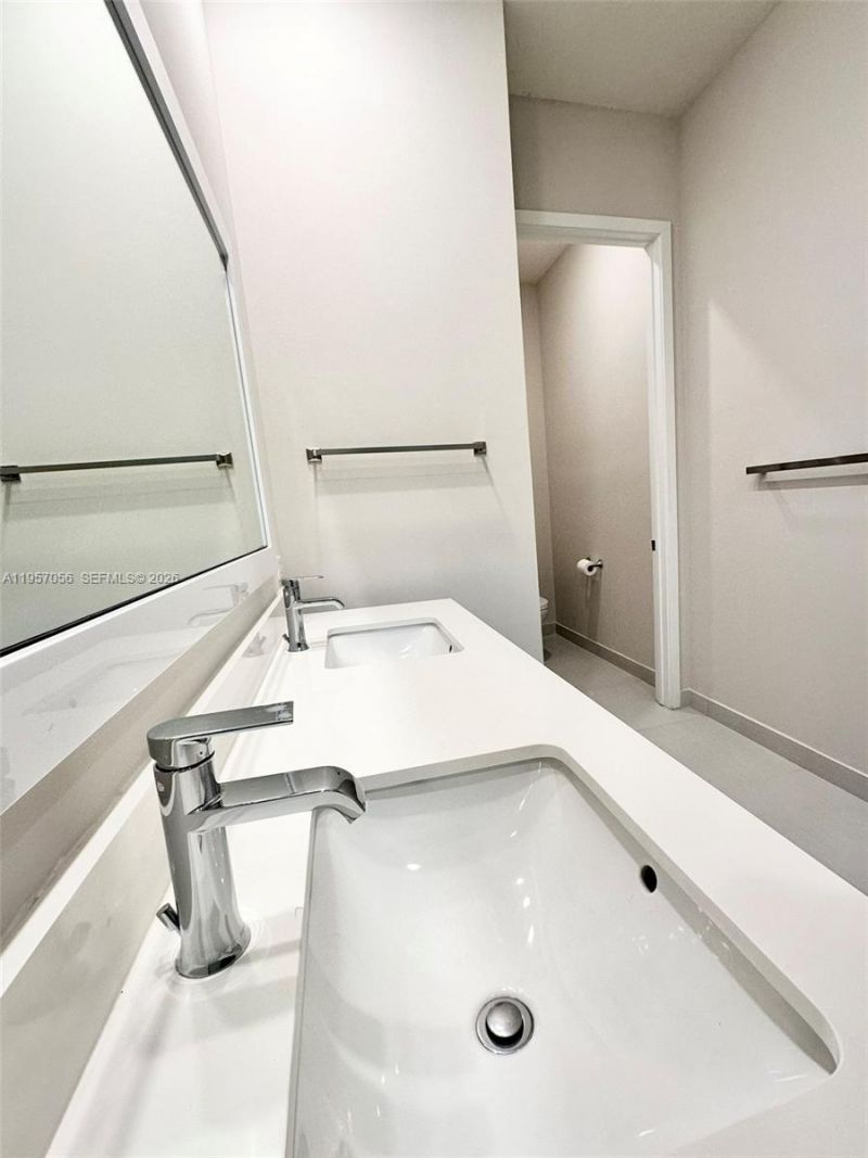 10420 NW 67th St, Unit 10420, Doral, FL 33178 Photo