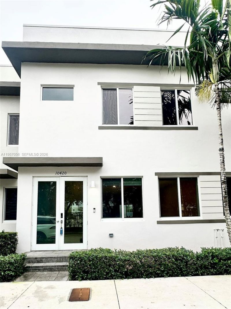 10420 NW 67th St, Unit 10420, Doral, FL 33178 Photo