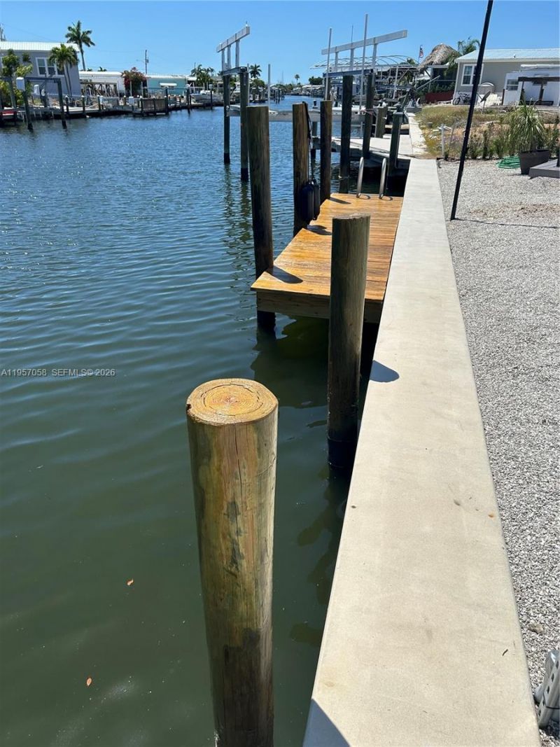 3673 Dewberry Ln , Saint James City, FL 33956 Photo