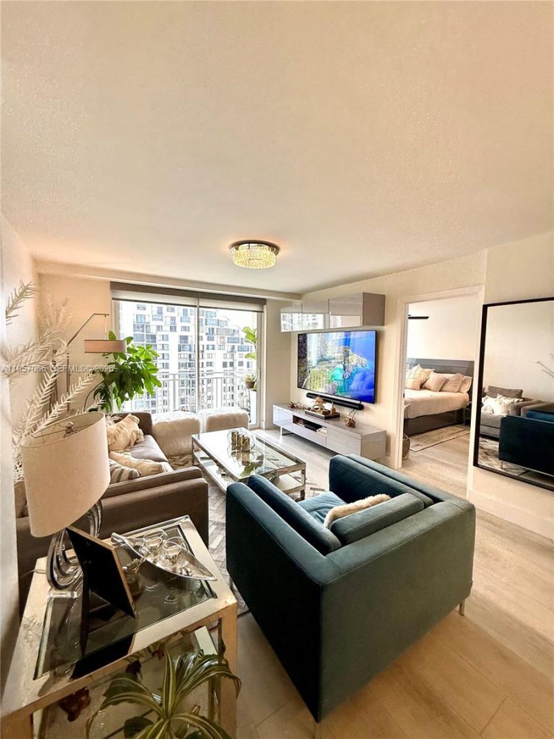 770 Claughton Island Dr , Unit 1503, Miami, FL 33131 Photo