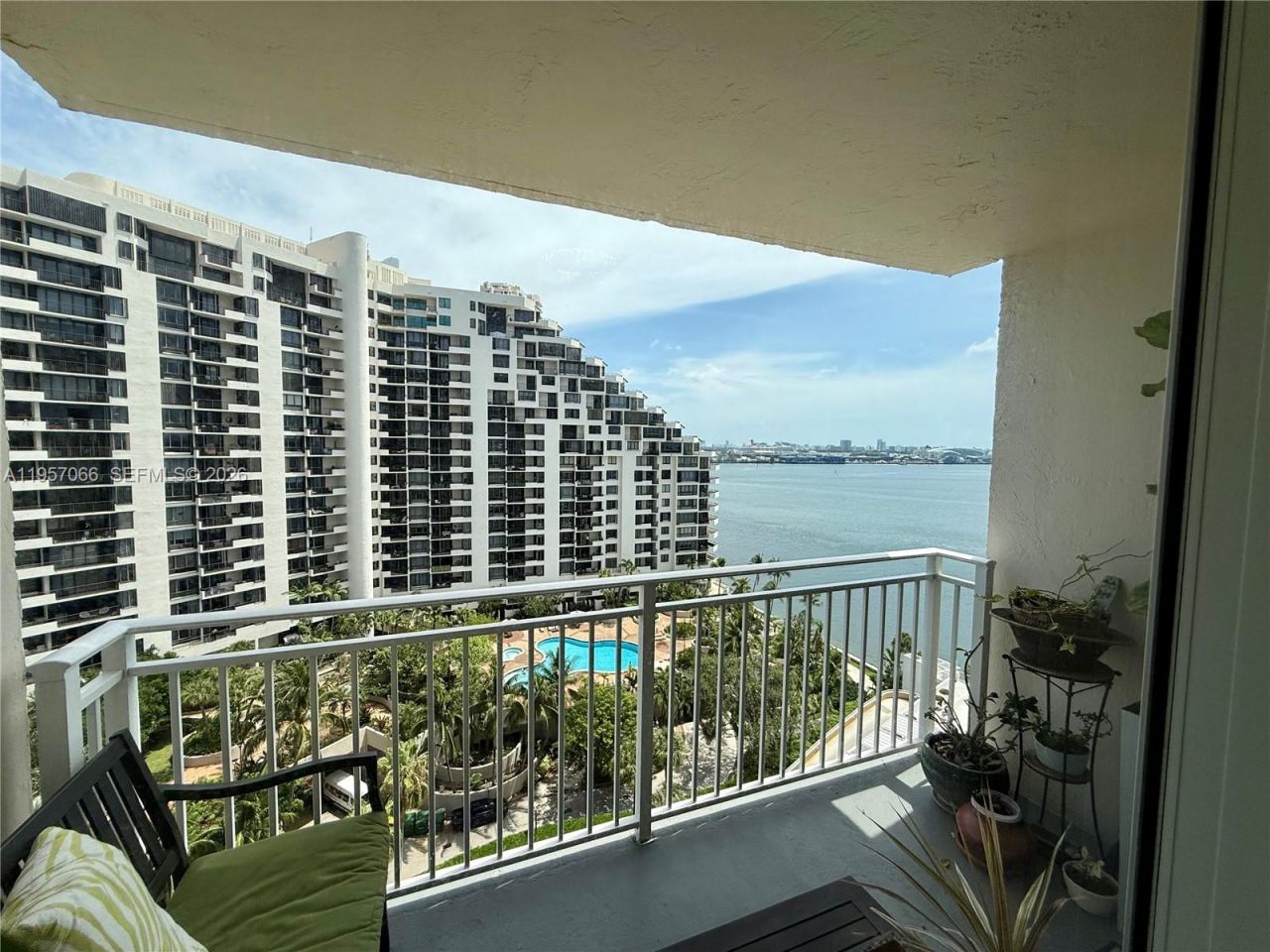 770 Claughton Island Dr , Unit 1503, Miami, FL 33131 Photo