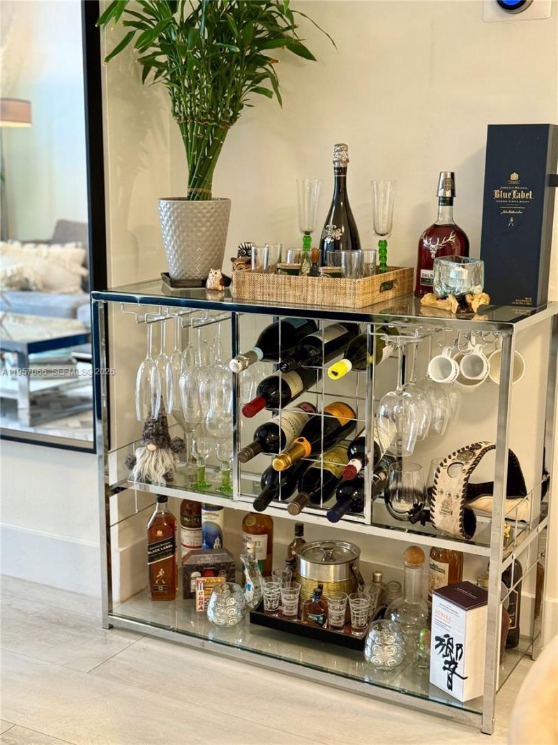 770 Claughton Island Dr , Unit 1503, Miami, FL 33131 Photo