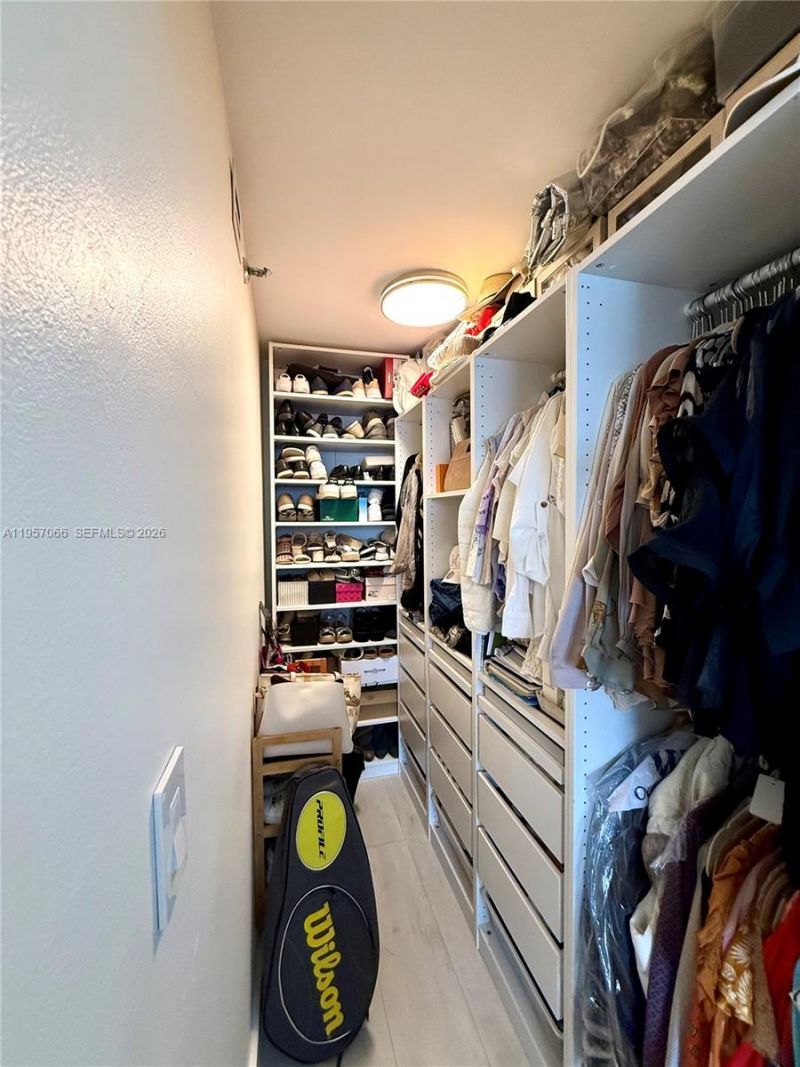 770 Claughton Island Dr , Unit 1503, Miami, FL 33131 Photo