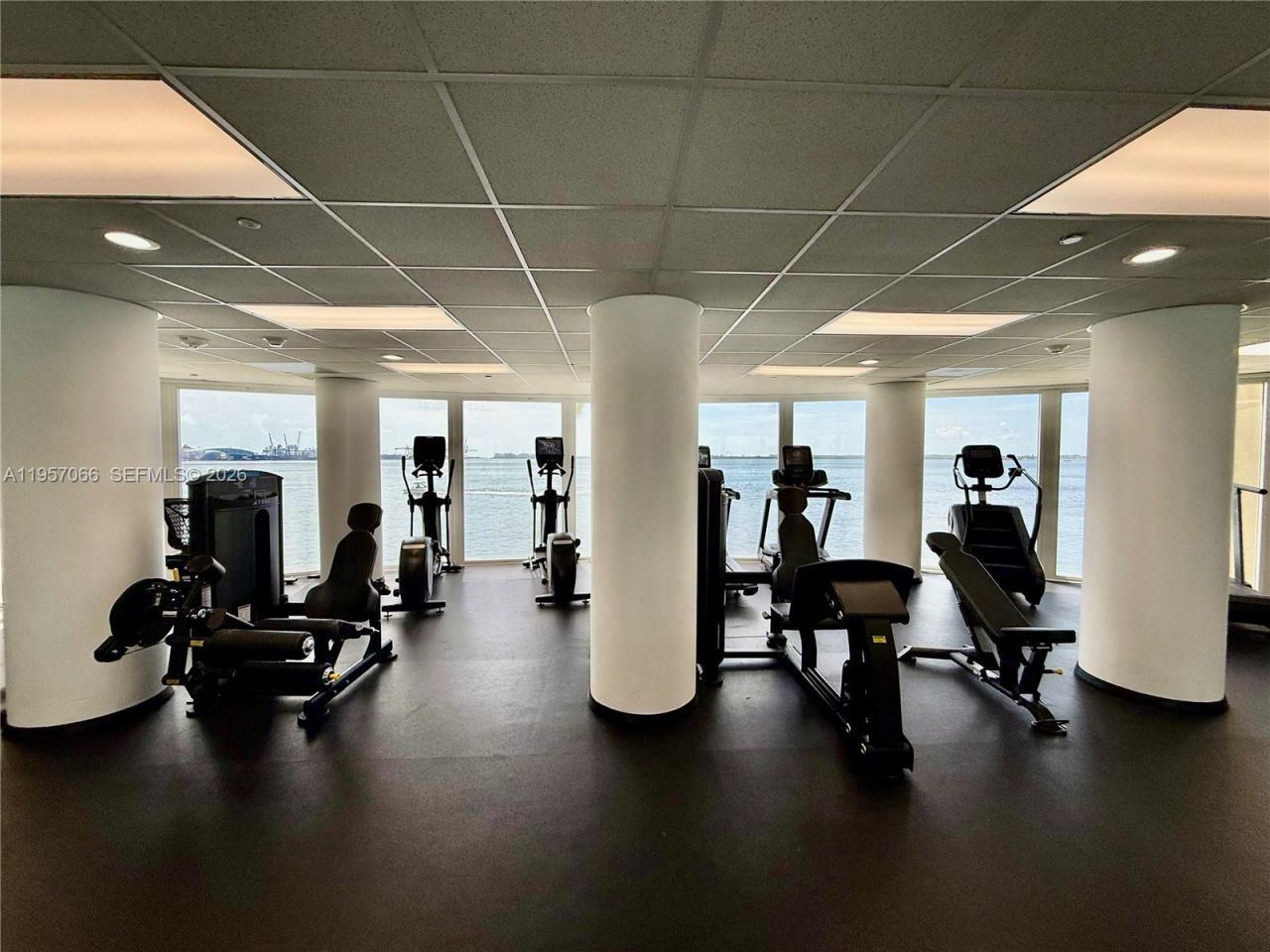 770 Claughton Island Dr , Unit 1503, Miami, FL 33131 Photo