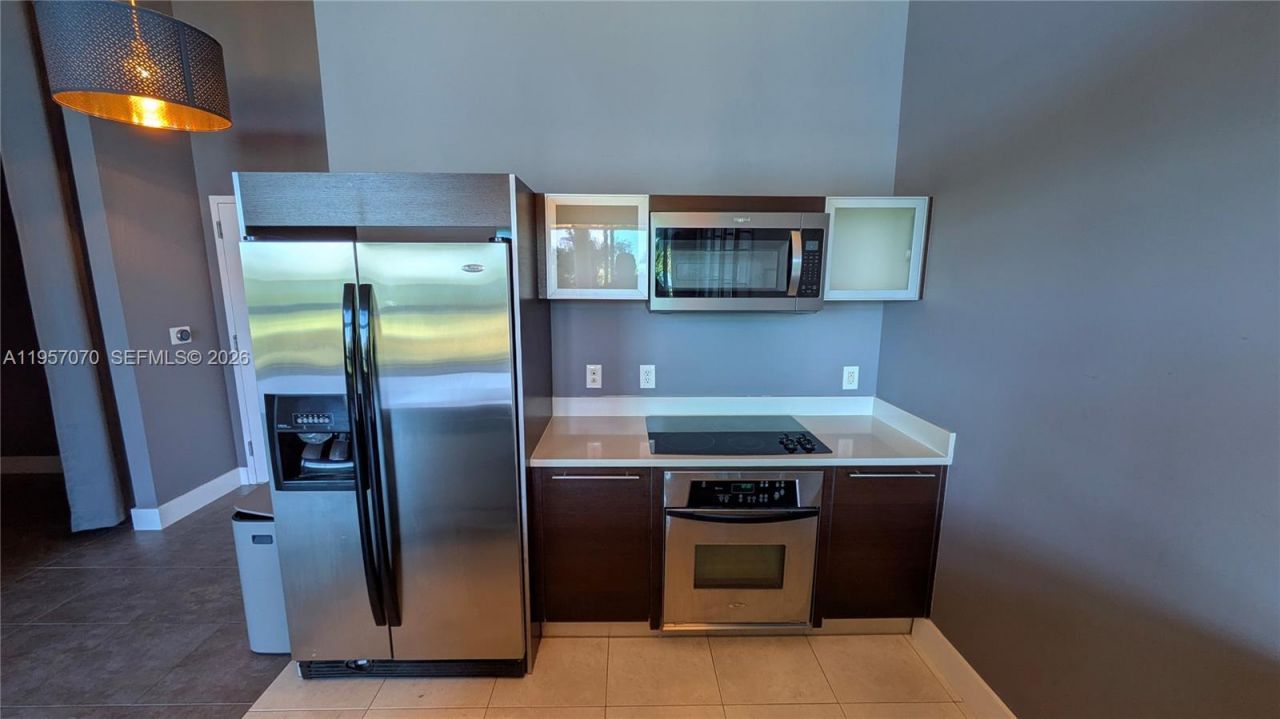 1900 N Bayshore Dr , Unit 505, Miami, FL 33132 Photo