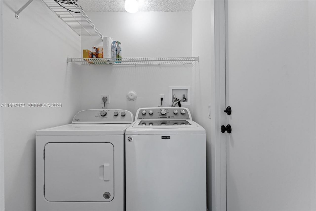 332 Bridgeton Rd, Weston, FL 33326 Photo