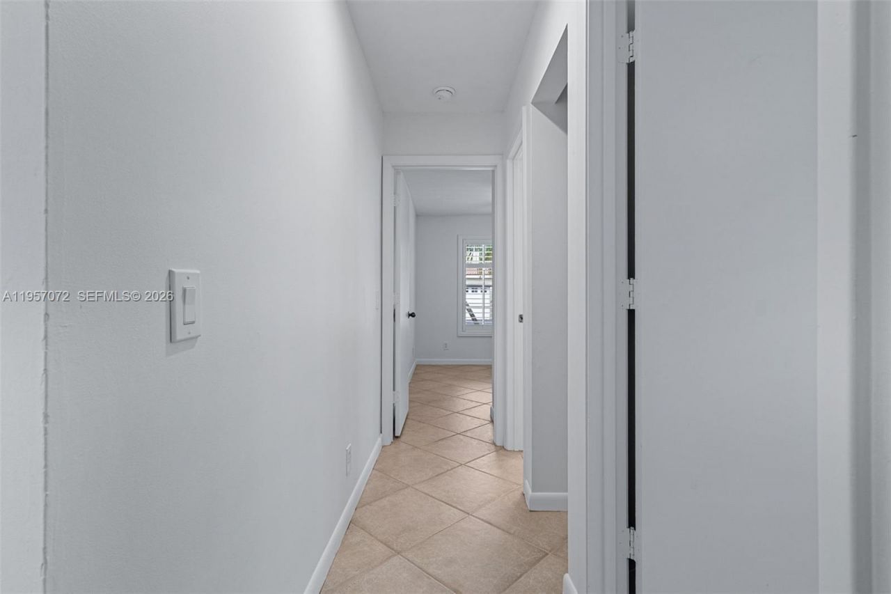 332 Bridgeton Rd, Weston, FL 33326 Photo